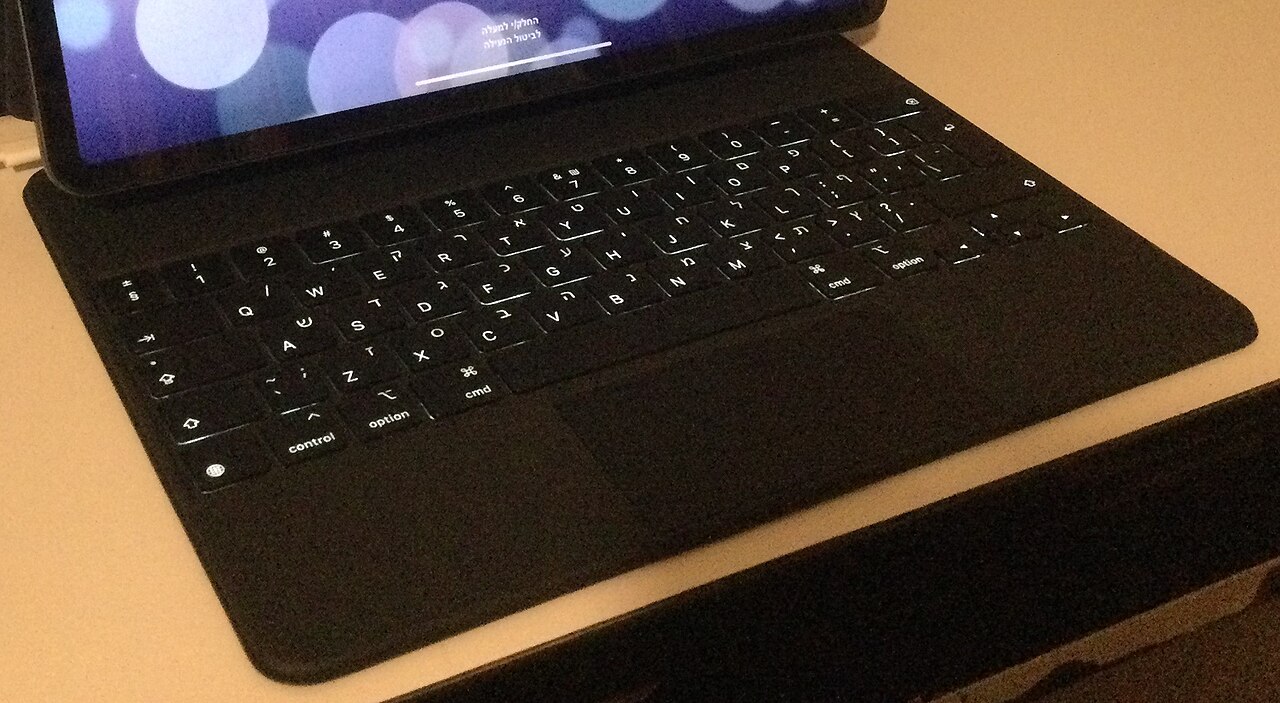 12.9-INCH iPad Pro 2021