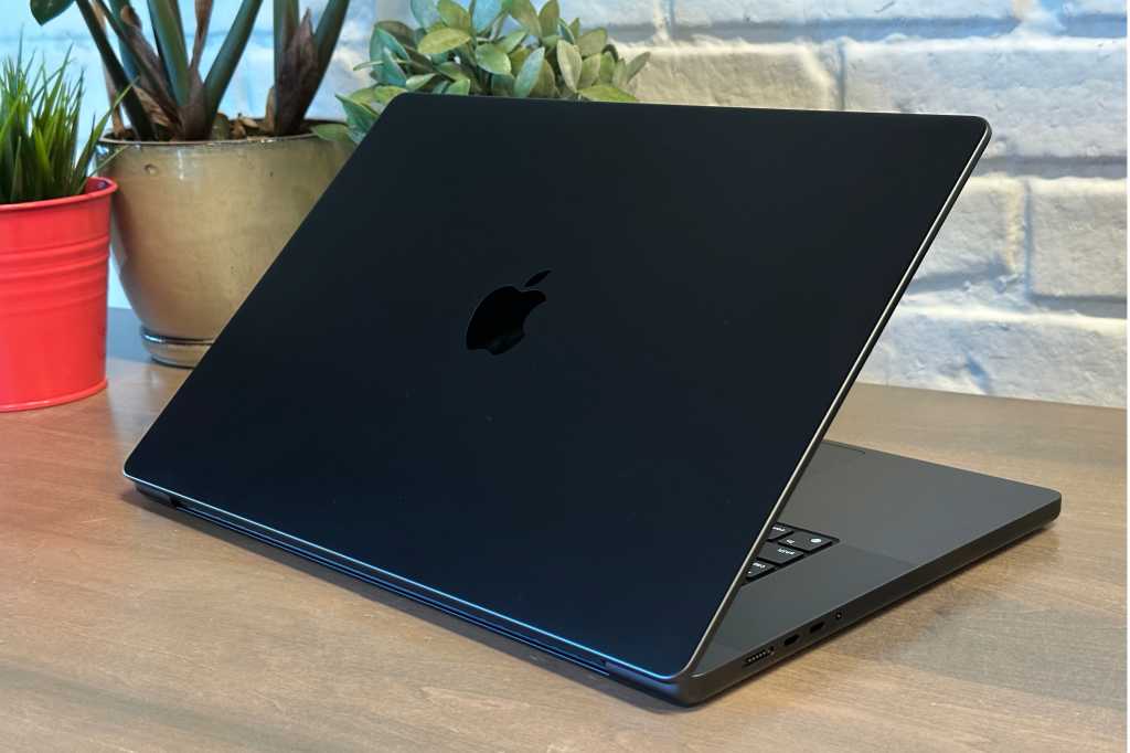 16-inch MacBook Pro M3 Max