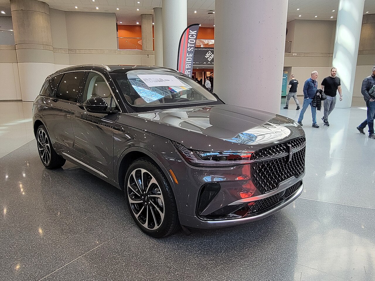 2024 Lincoln Nautilus