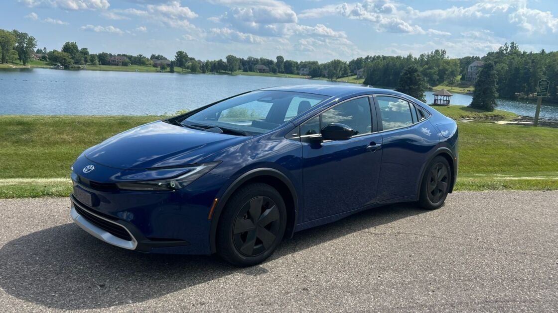 2025 Toyota Prius Plug-In Hybrid