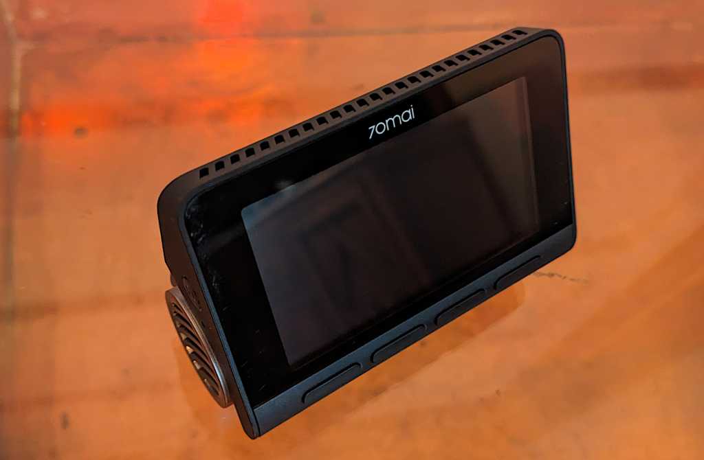 70Mai A810 Dash Cam