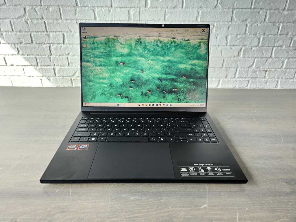 Acer Swift Go 16 AI (SFG16-A71T-R5UY)