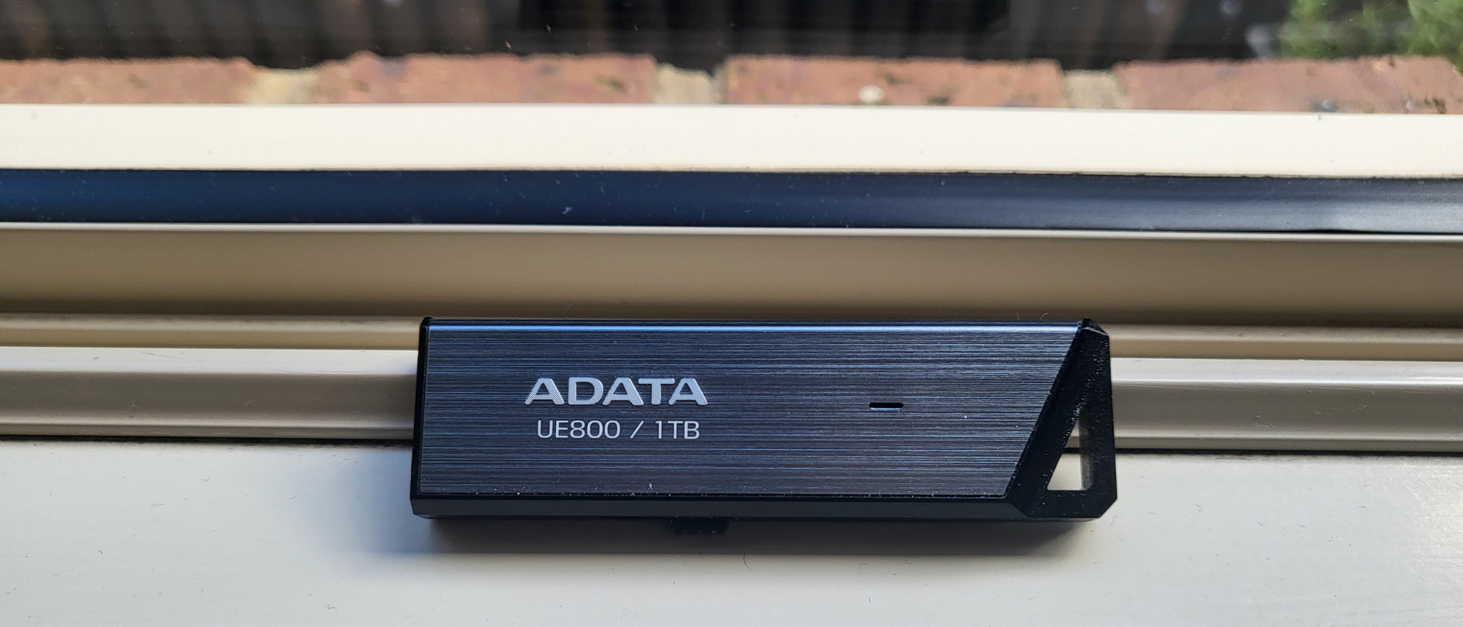 Adata Elite UE800 1Tb Portable SSD