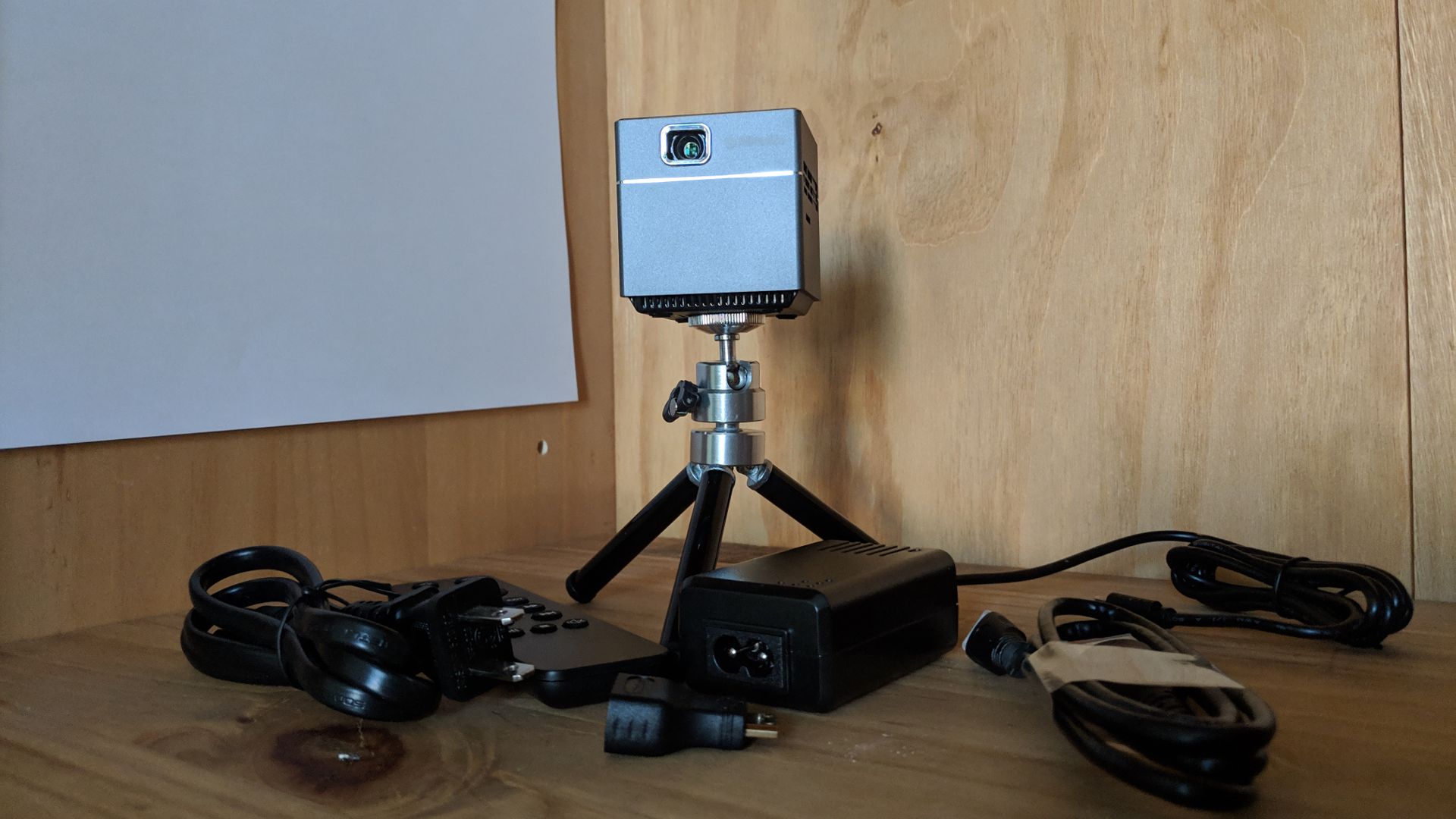 Alfawise X1 Mini Dlp Portable Projector