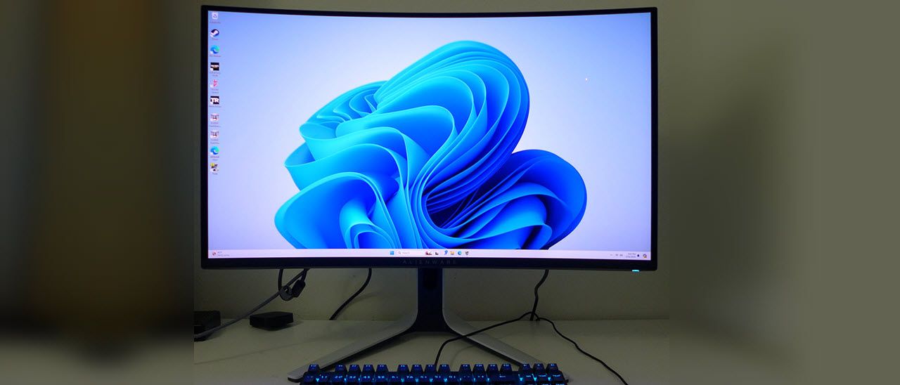 Alienware AW3225QF OLED 4K gaming monitor