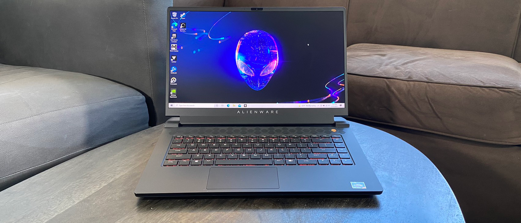 Alienware M15 Ryzen Edition R5