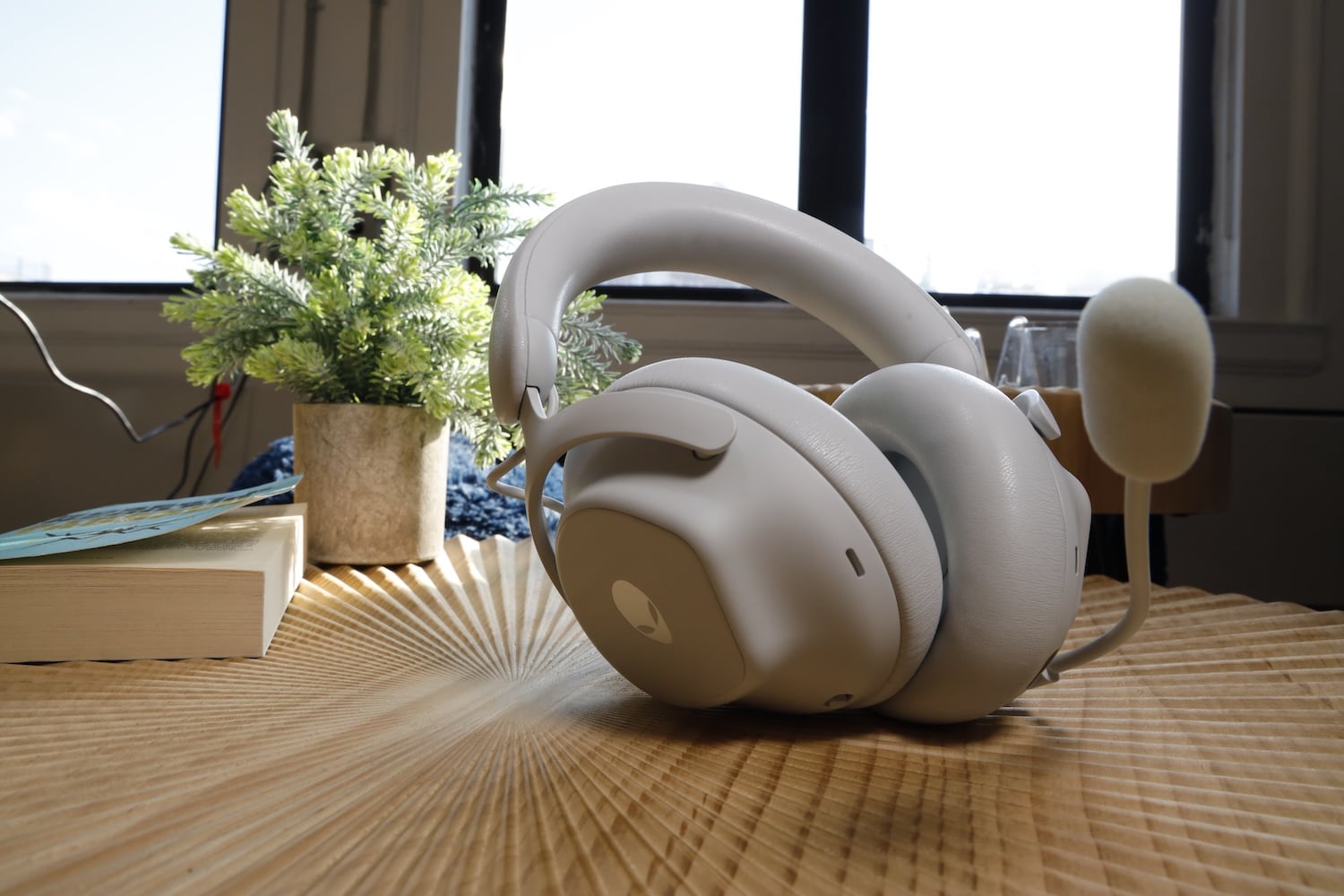 Alienware Pro Wireless Headset