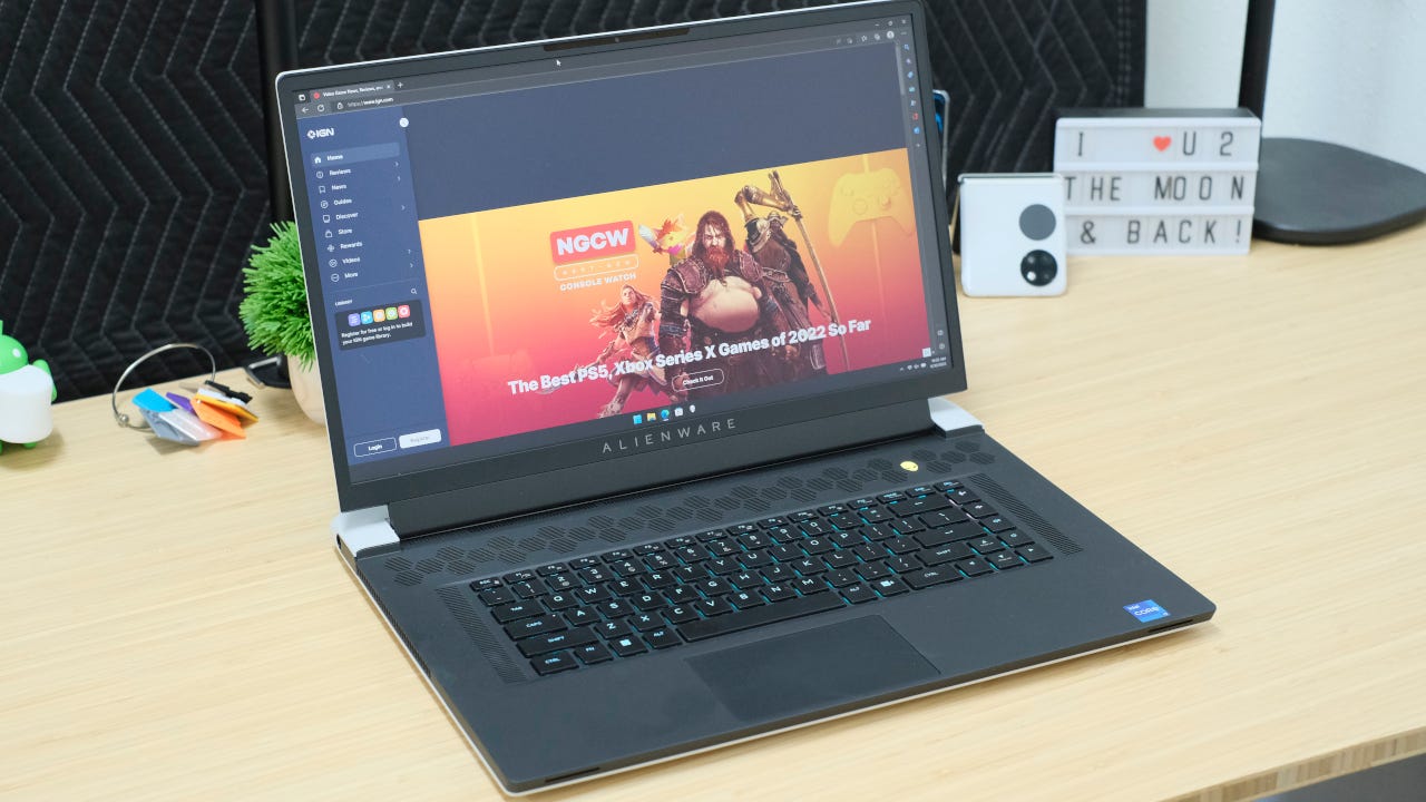 Alienware x17 R2