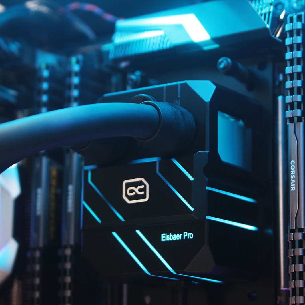 Alphacool Eisbaer Pro Aurora 360