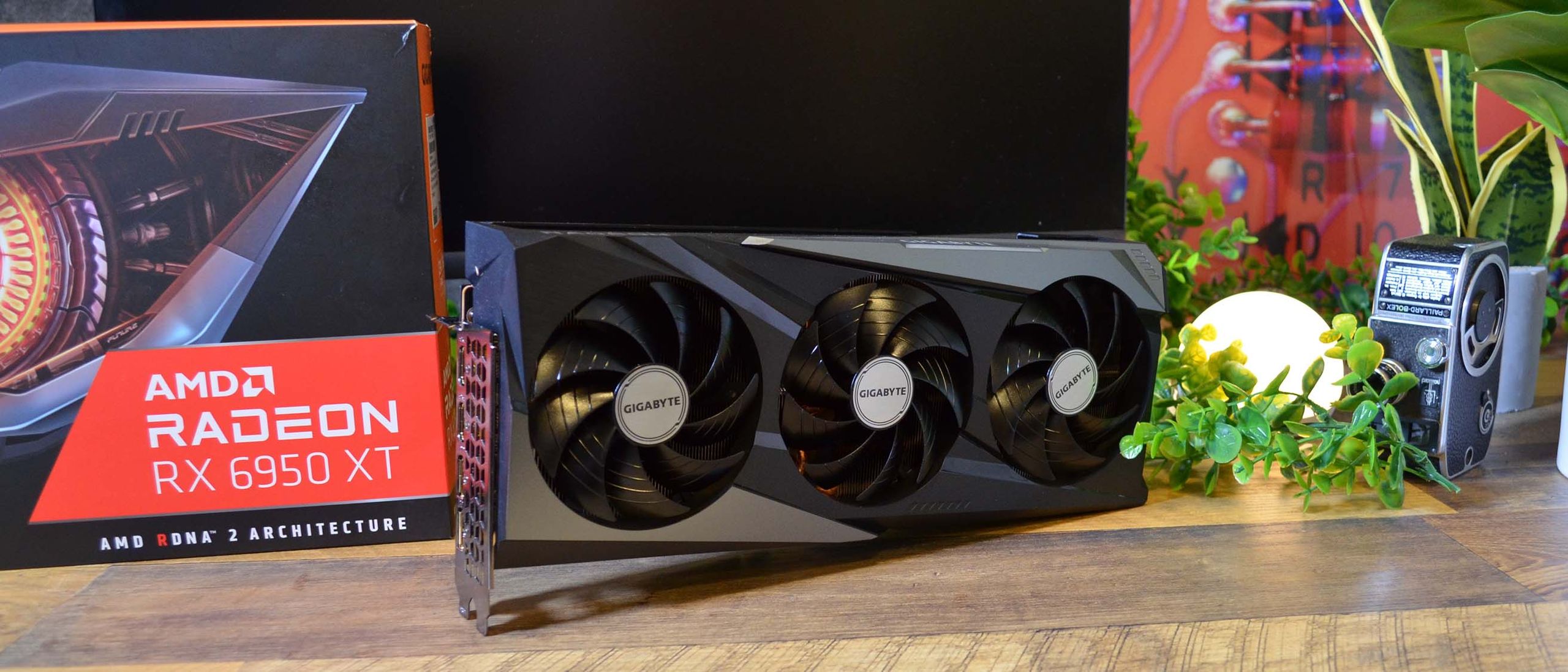 AMD Radeon RX 6950 XT
