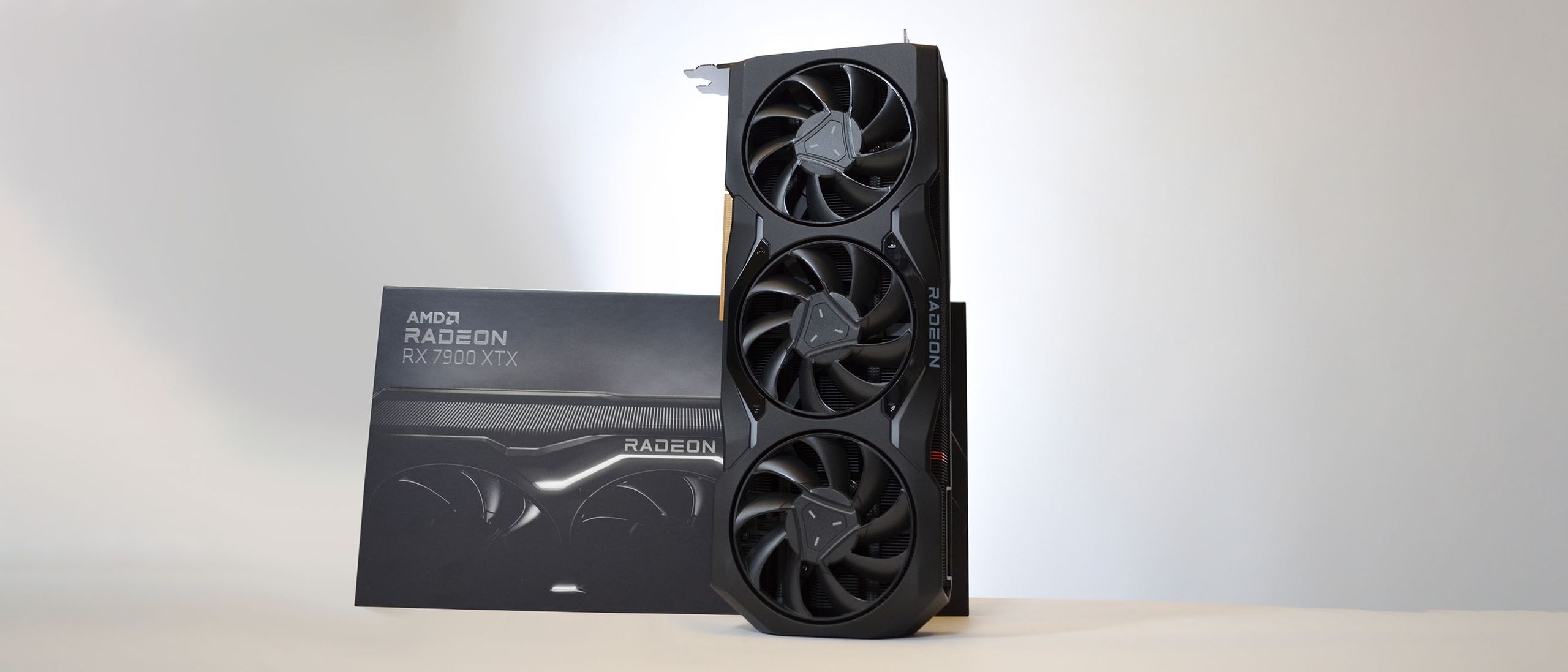 AMD Radeon RX 7900 XTX