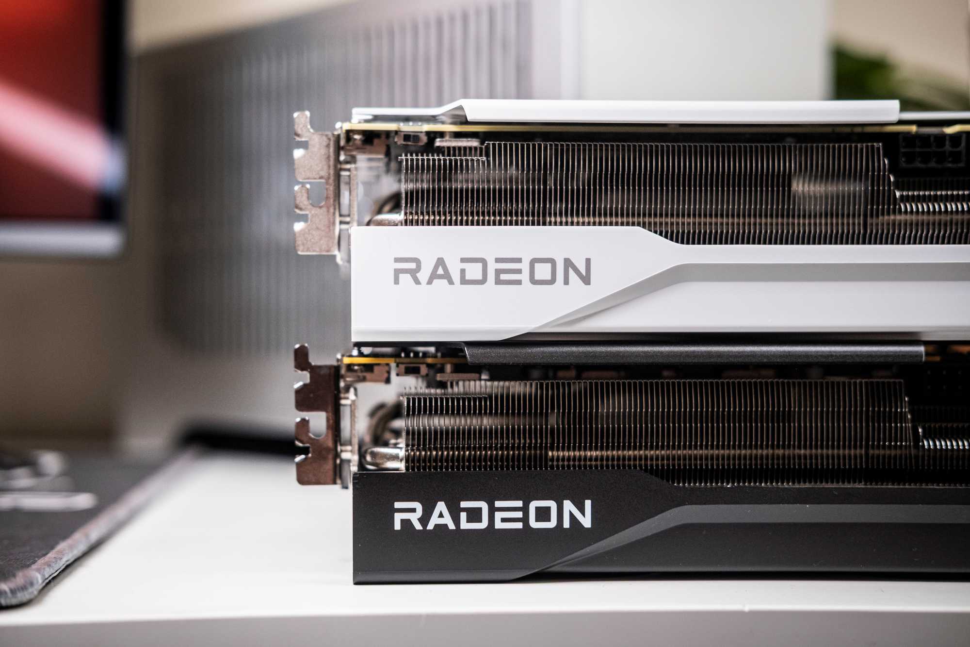AMD Radeon RX 9070 / RX 9070 XT