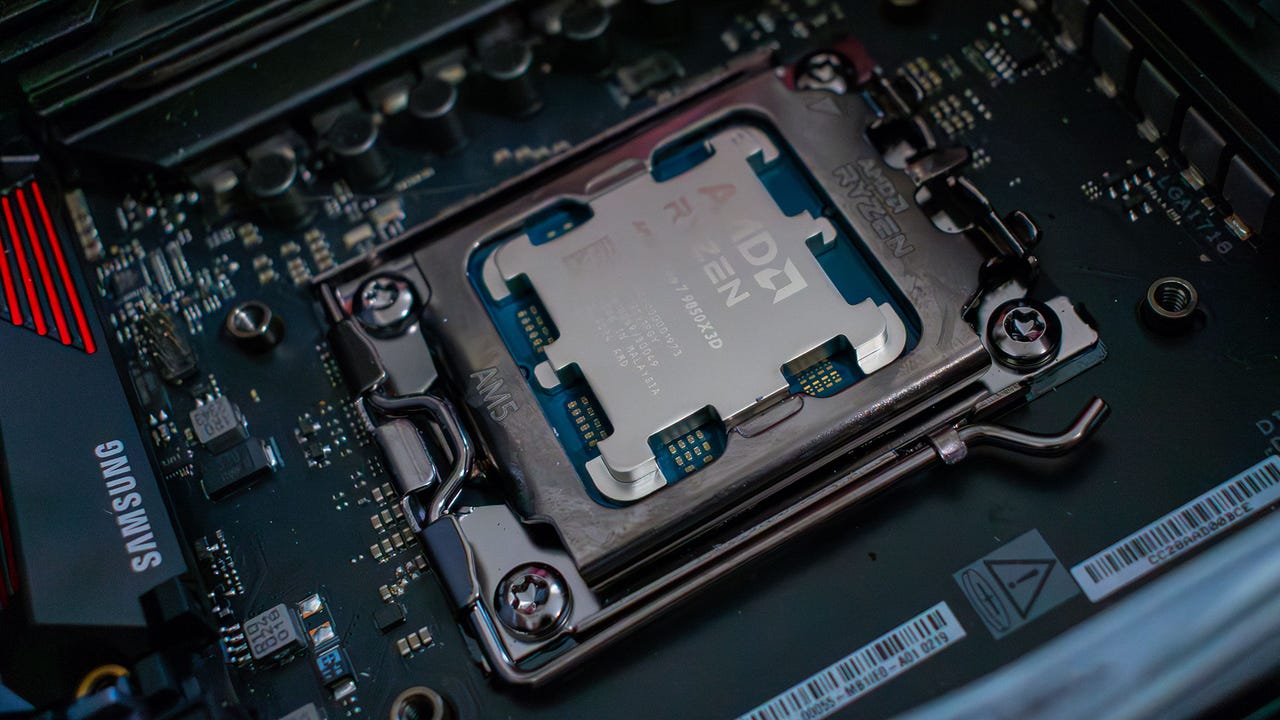 AMD Ryzen 7 9850X3D