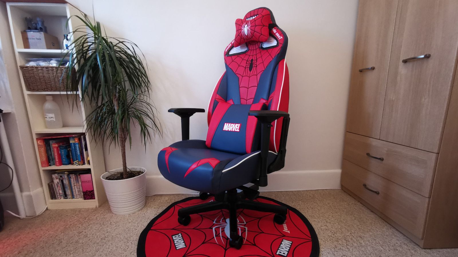 Anda Seat Spider-Man Edition