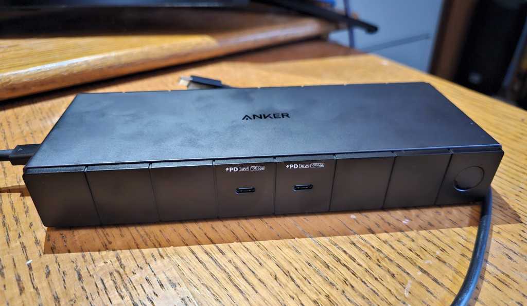 Anker 778 Thunderbolt 4 Docking Station (12-in-1)