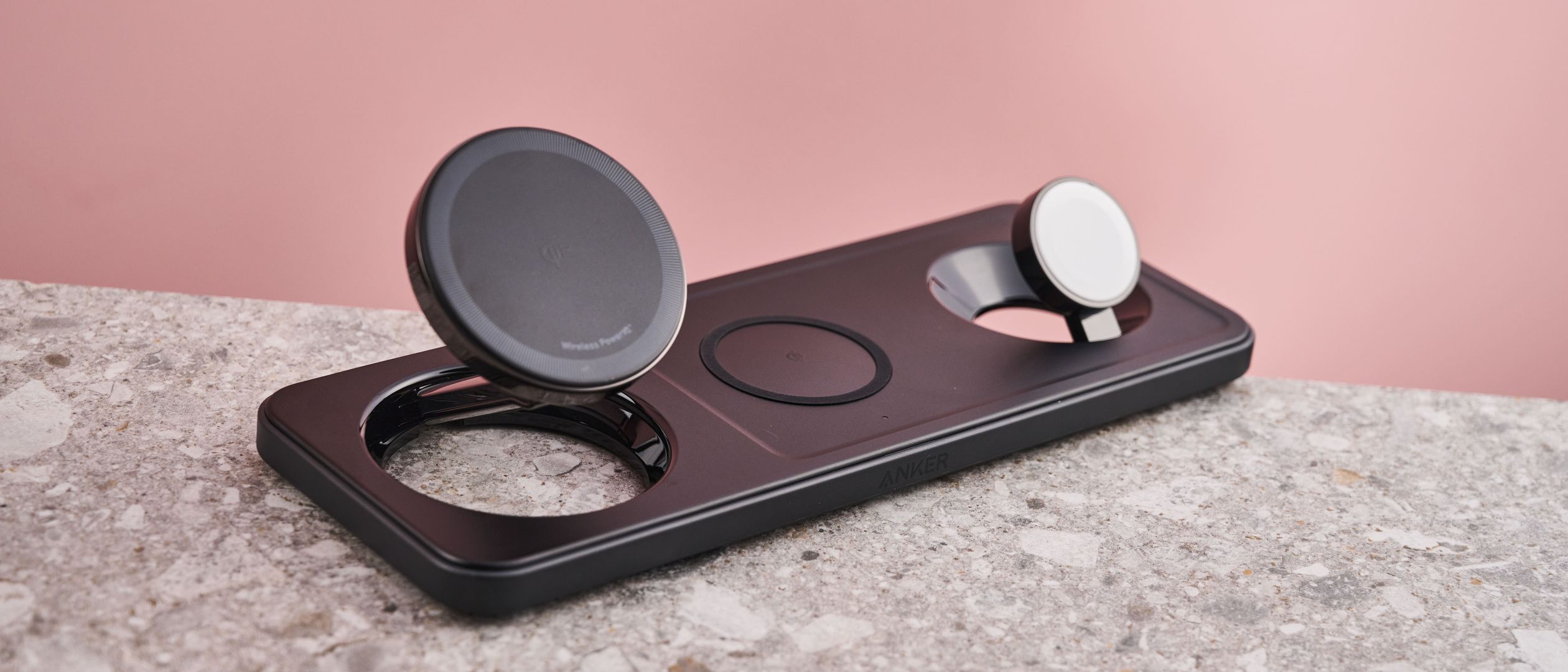 Anker MagGo 3-in-1 Wireless Charging Station