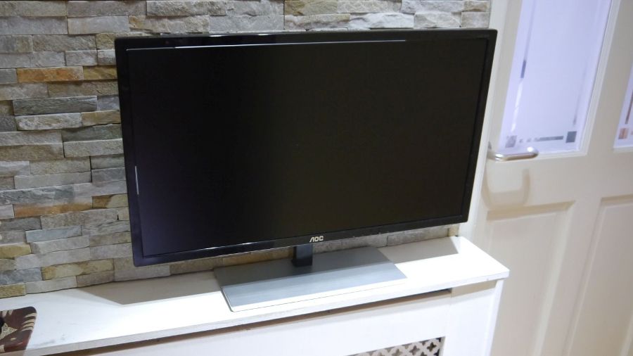 Aoc U2879VF