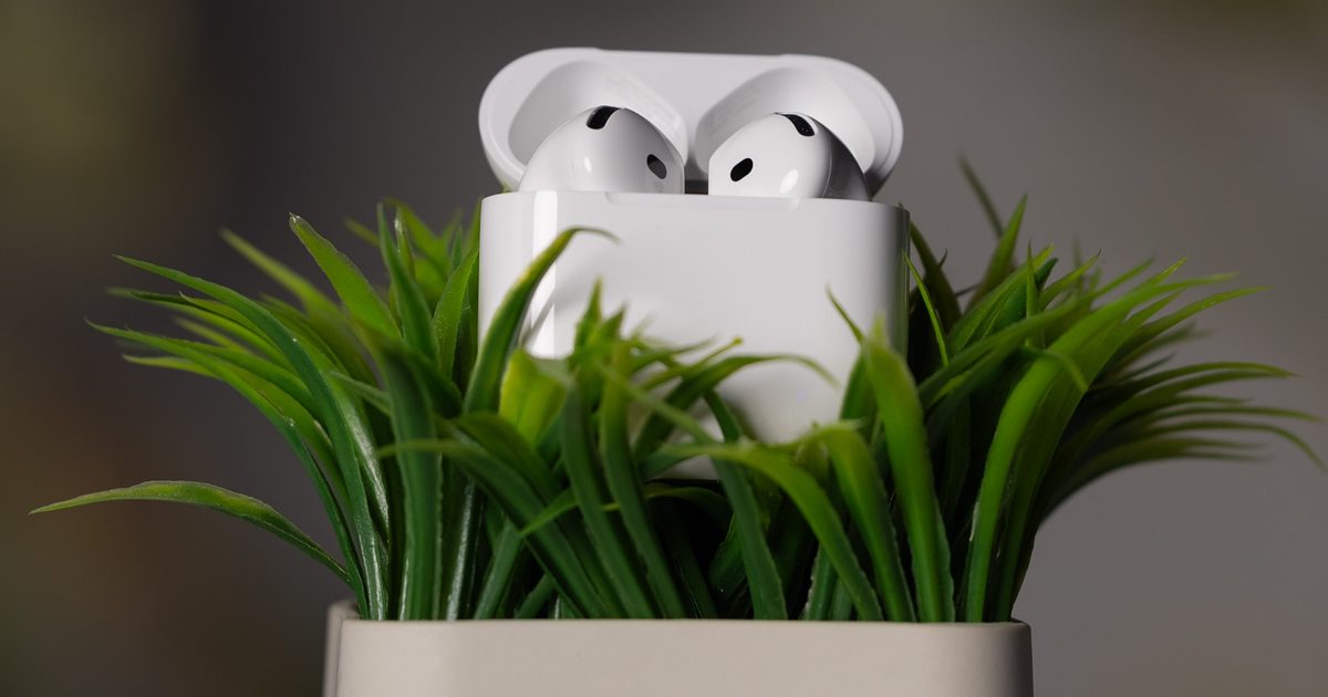 Apple AirPods 4 With ANC