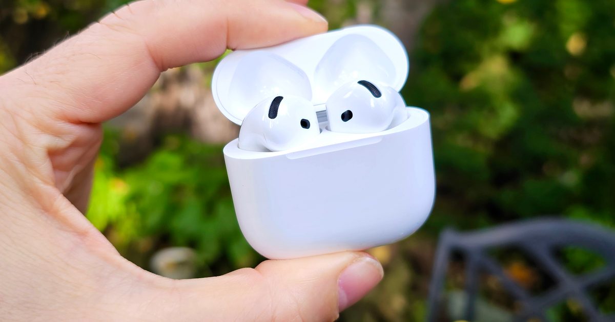 AirPods 4