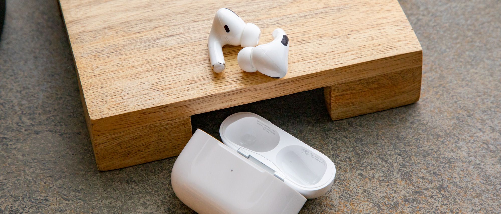 Apple AirPods Pro 2019