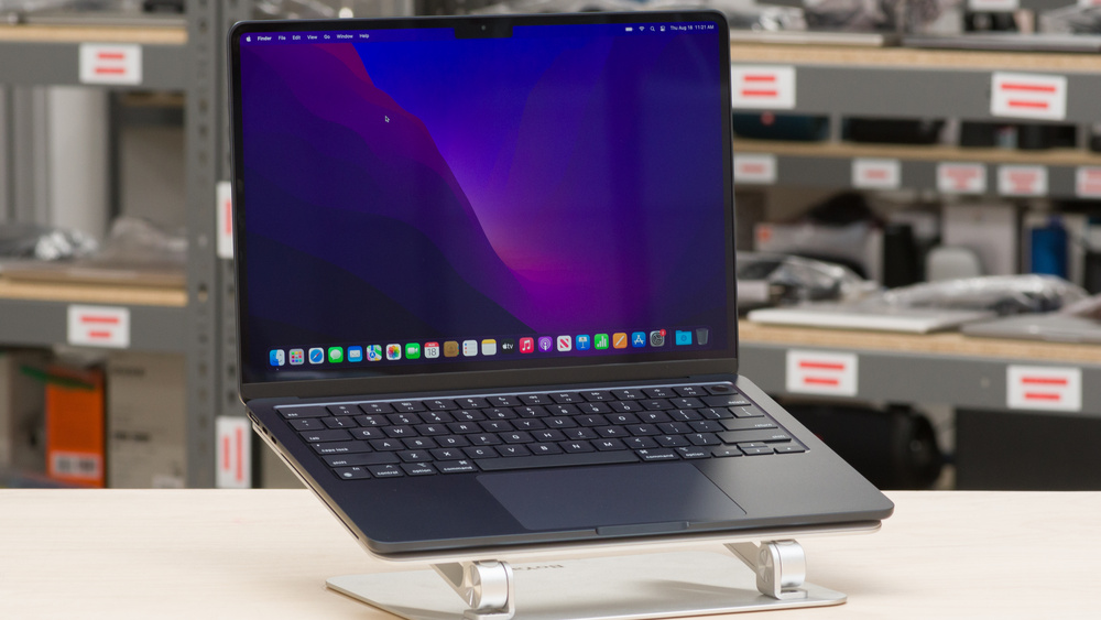 Apple MacBook Air 13 (M2, 2022)