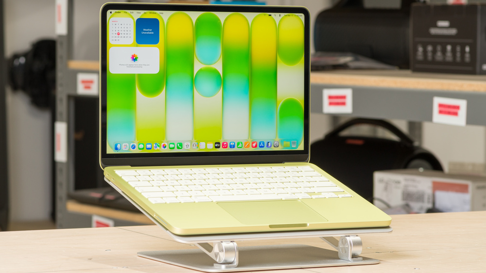 Apple MacBook Neo (A18 Pro, 2026)