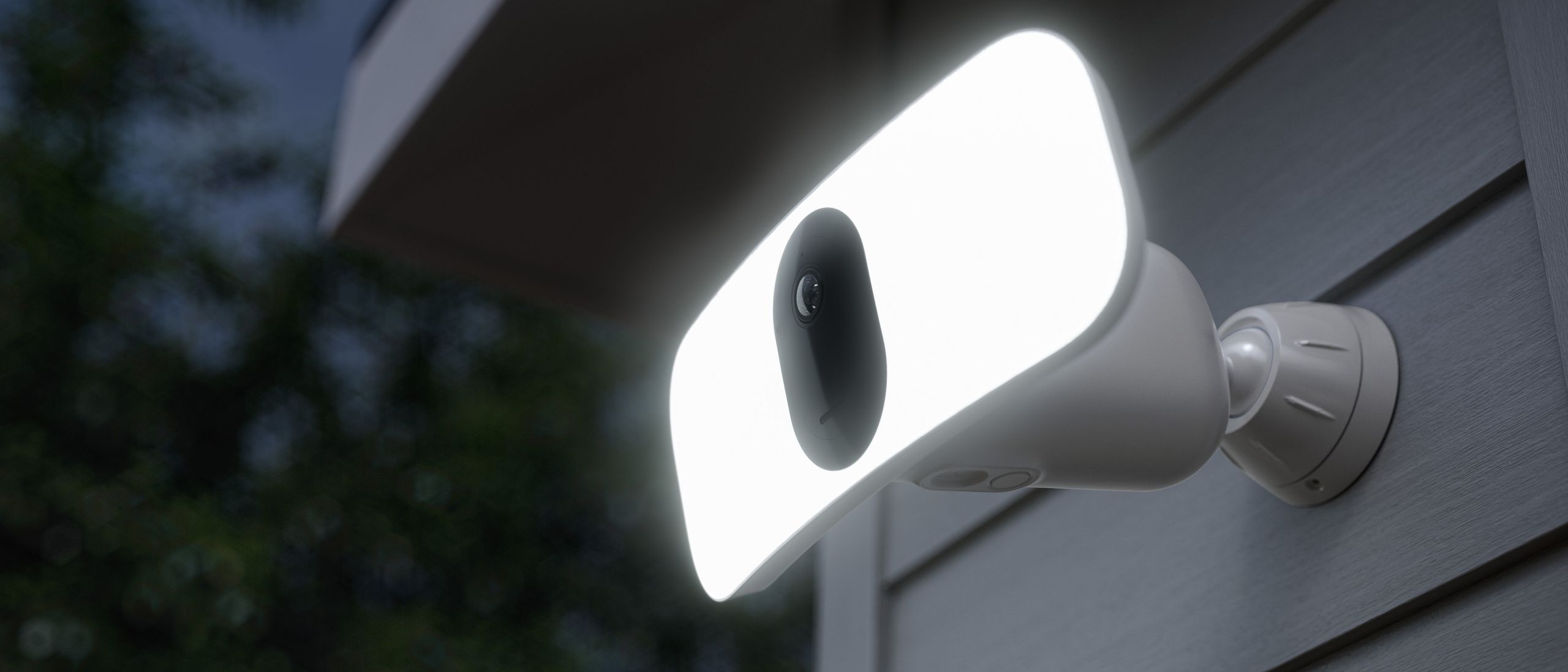 Arlo Pro 3 Floodlight Camera