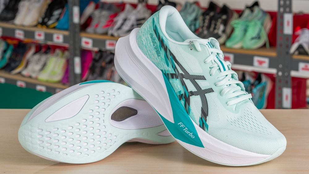 ASICS MAGIC SPEED 4