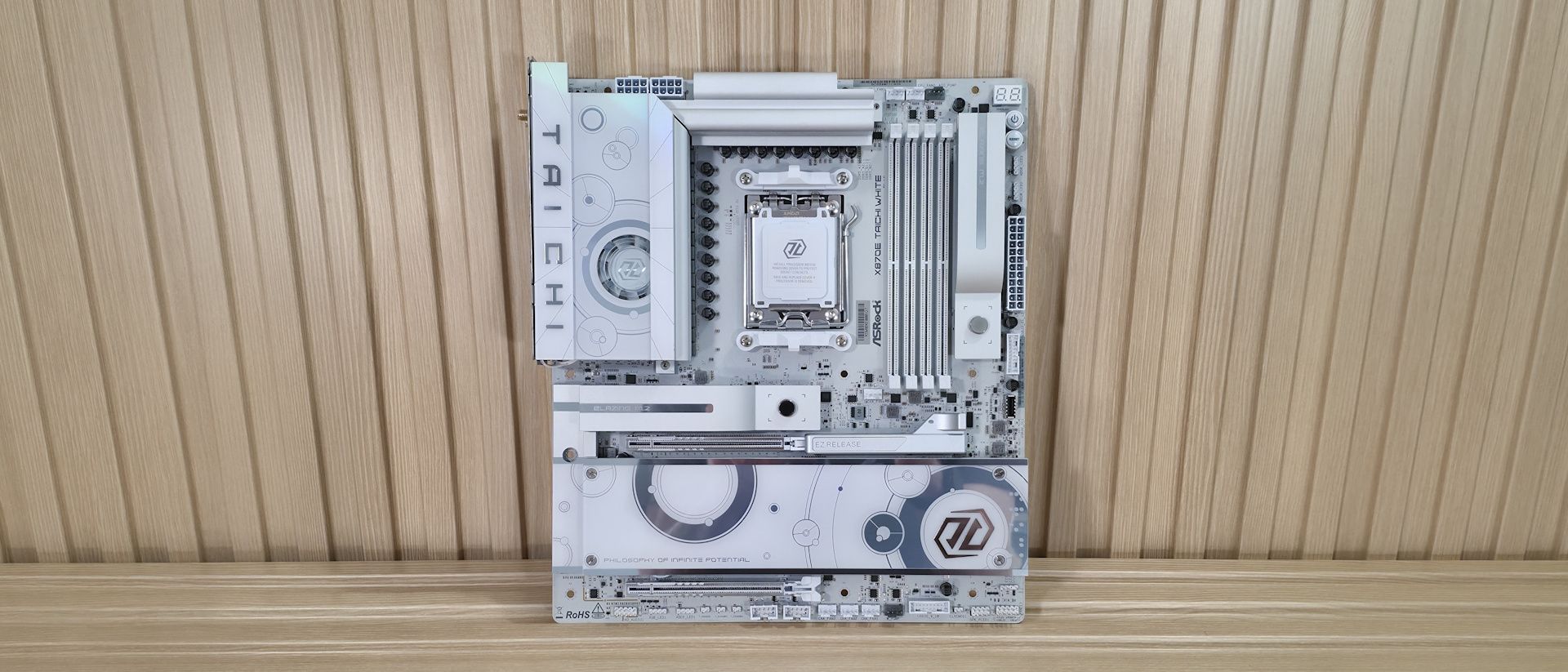 ASRock X870E Taichi White Motherboard