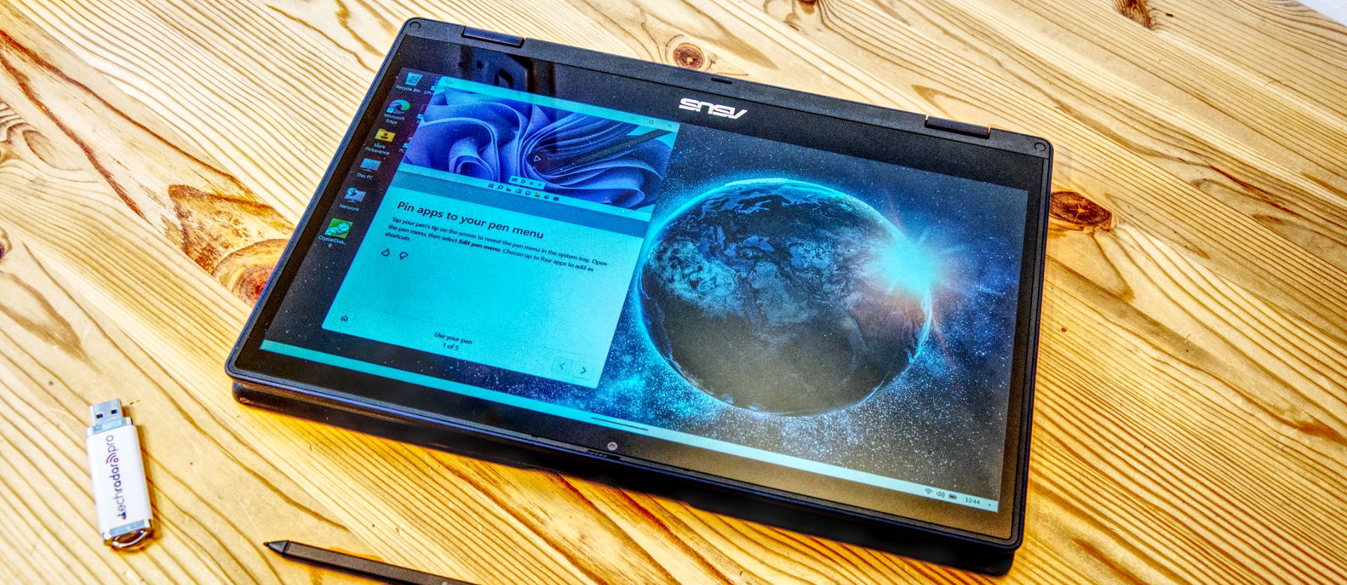 ASUS BR1402F