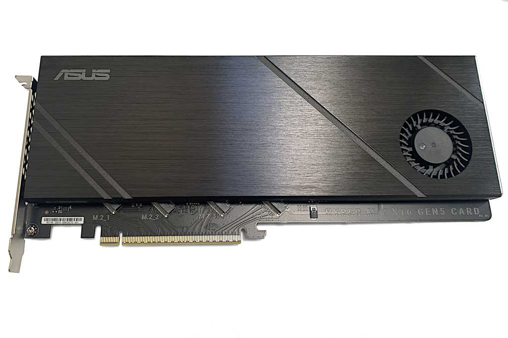 ASUS Hyper M.2 X16 GEN5