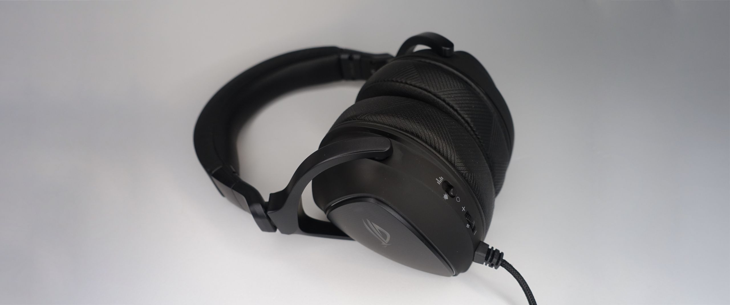 Asus ROG Delta II headset