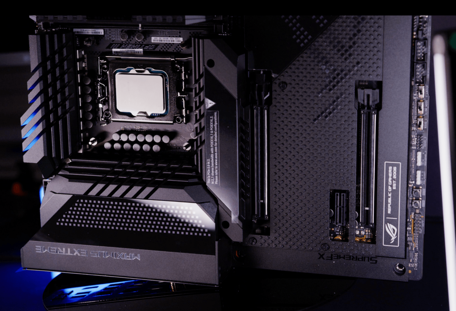 ASUS ROG Maximus Z690 Extreme