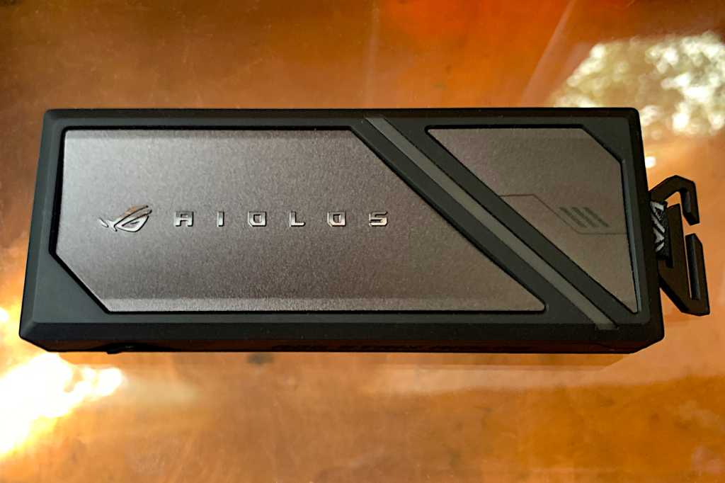 Asus ROG Strix Aiolos 20Gbps NVMe enclosure