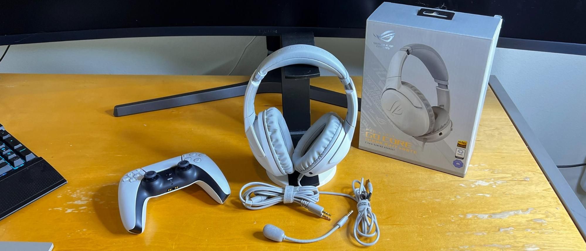 Asus ROG Strix Go Core Moonlight White