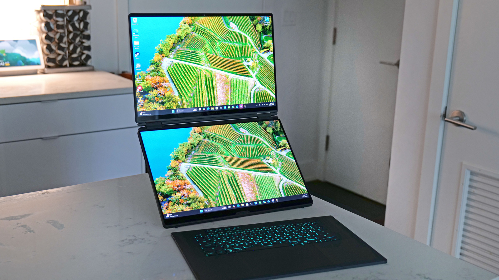 Asus ROG Zephyrus Duo