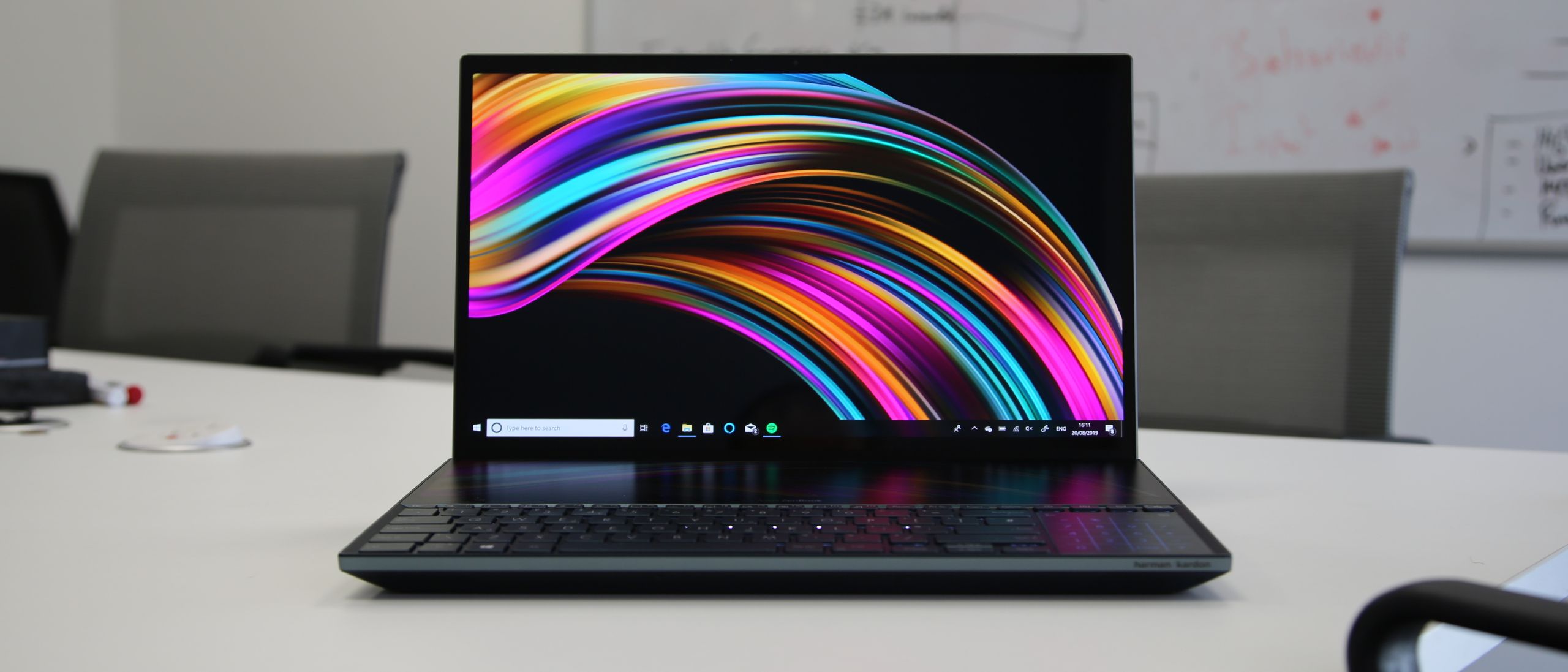 ASUS ZenBook Pro Duo UX581