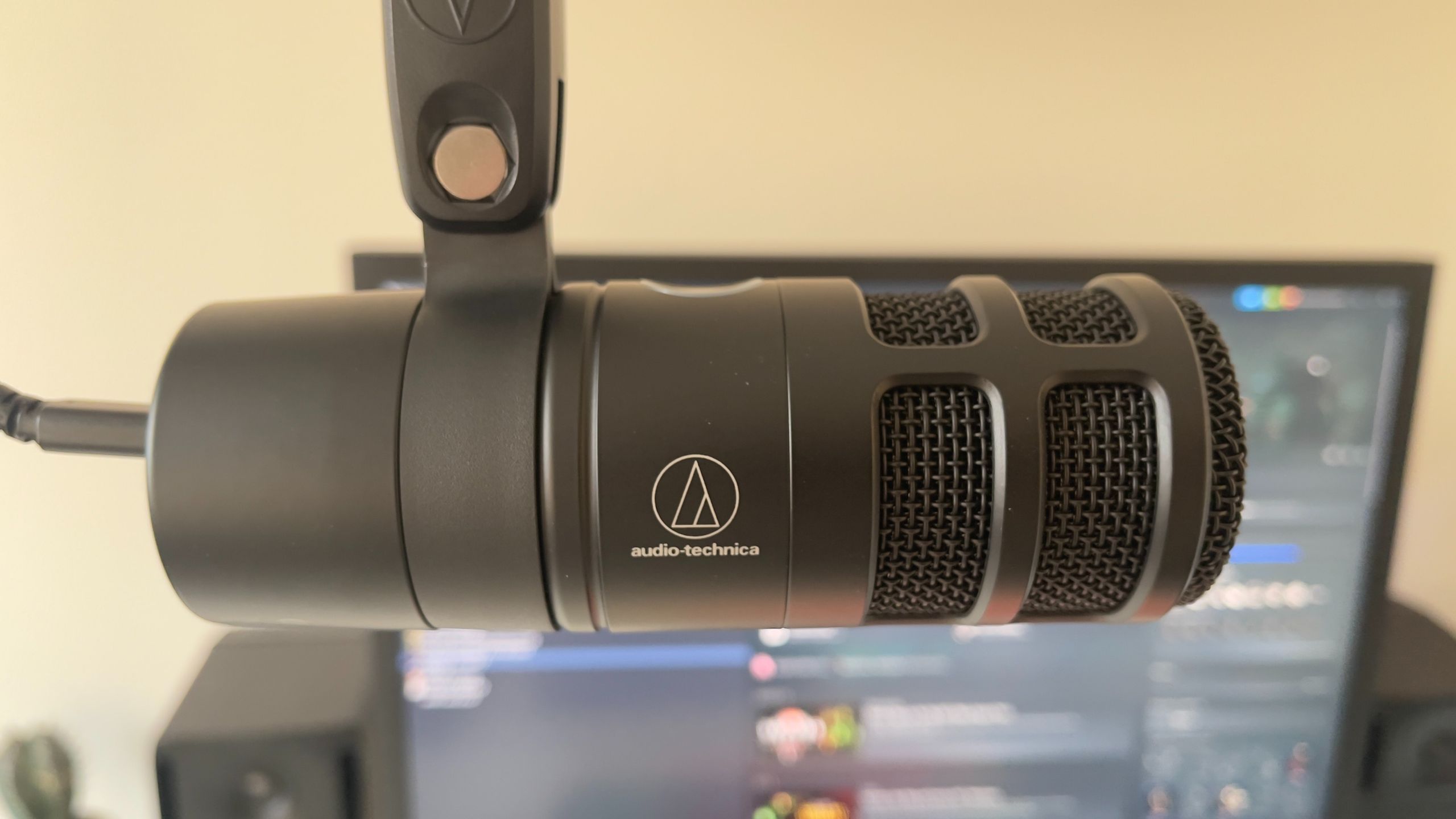 Audio-Technica AT2040USB Microphone