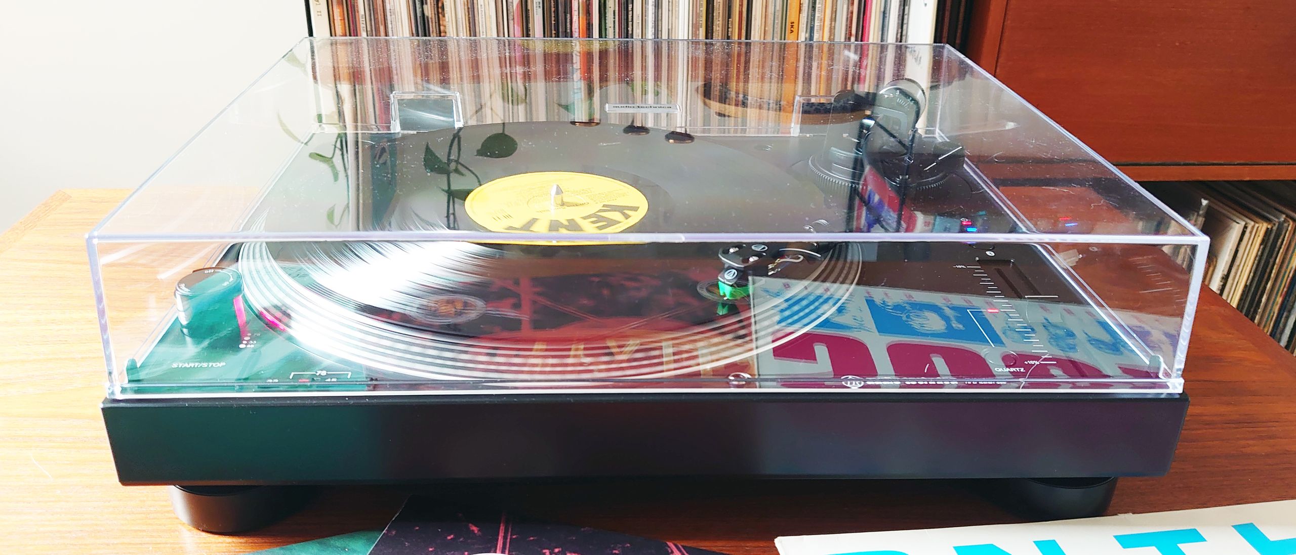 Audio-Technica AT-LP120XBT-USB