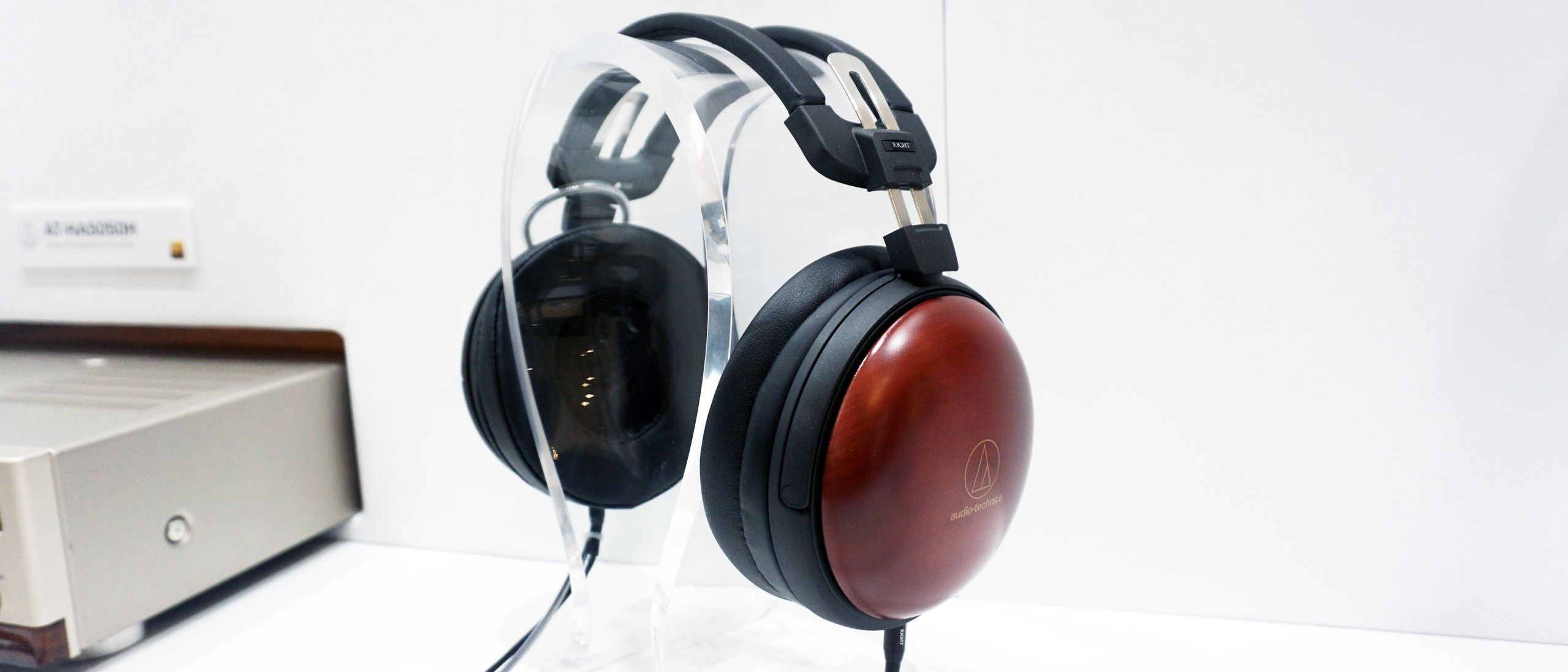 Audio-Technica ATH-AWAS (Asada Zakura)