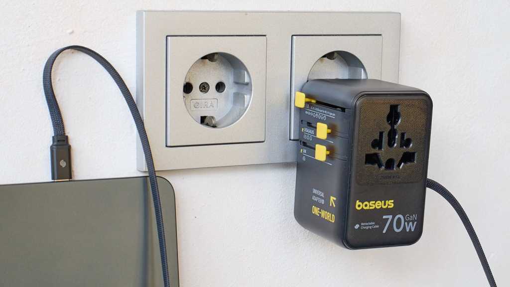 Baseus Enercore 6-IN-1 Universal Travel Adapter