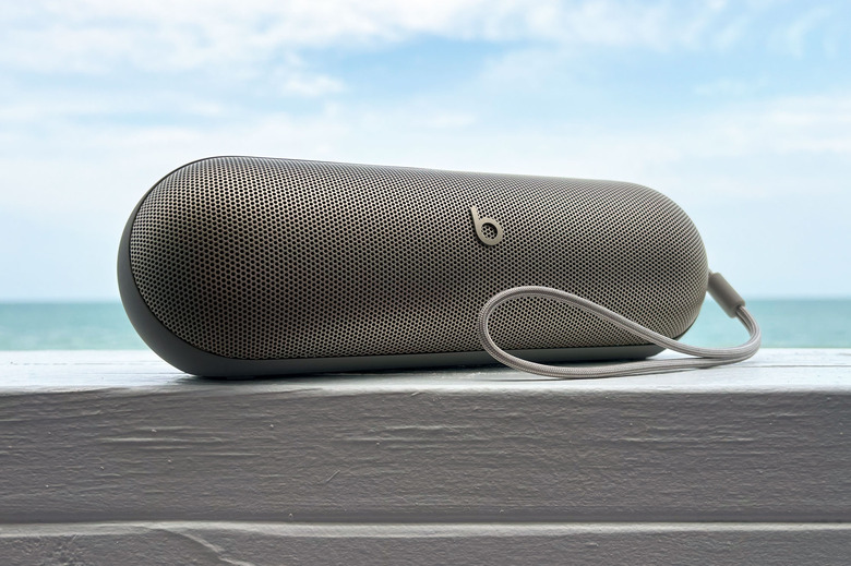Beats Pill (2024)