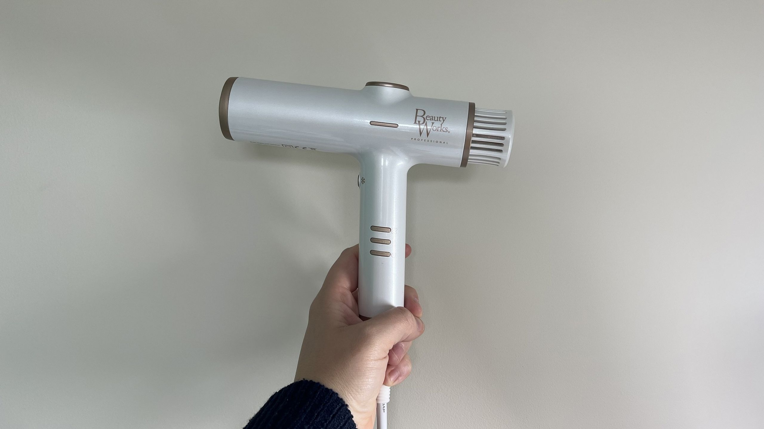 Beauty Works Aeris Lightweight Digital Hair Dryer