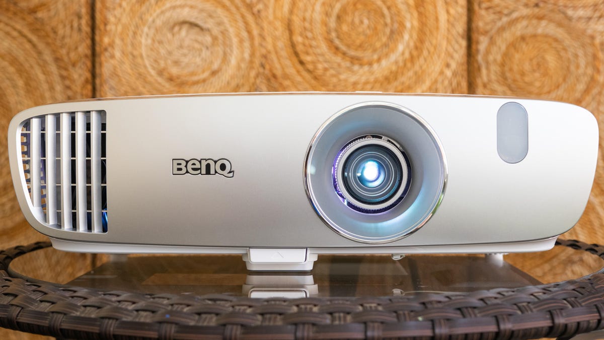 Benq HT2050A