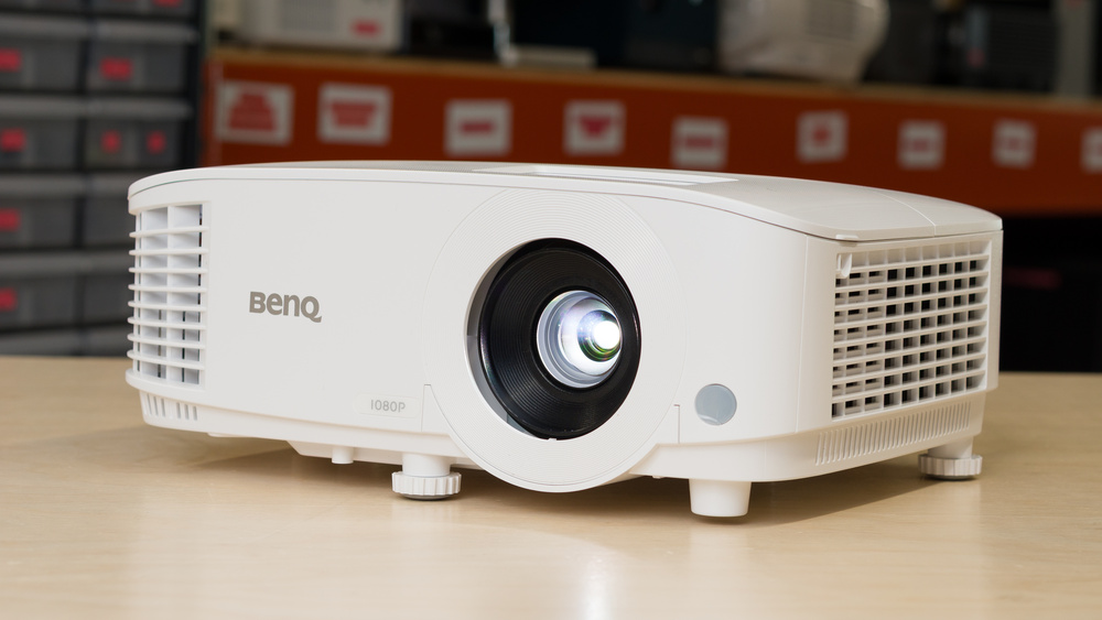 BenQ TH575
