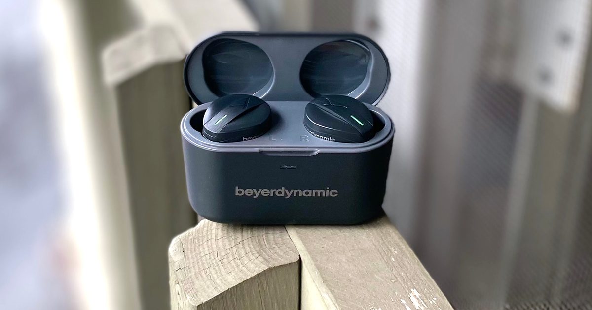 Beyerdynamic Free Byrd earbuds