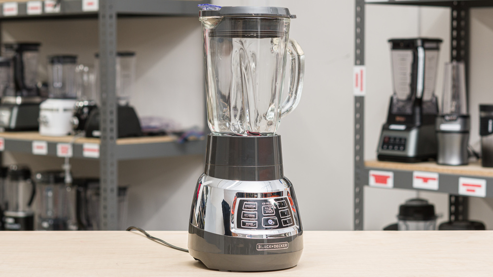 Black+Decker Quiet Blender with Cyclone Glass Jar