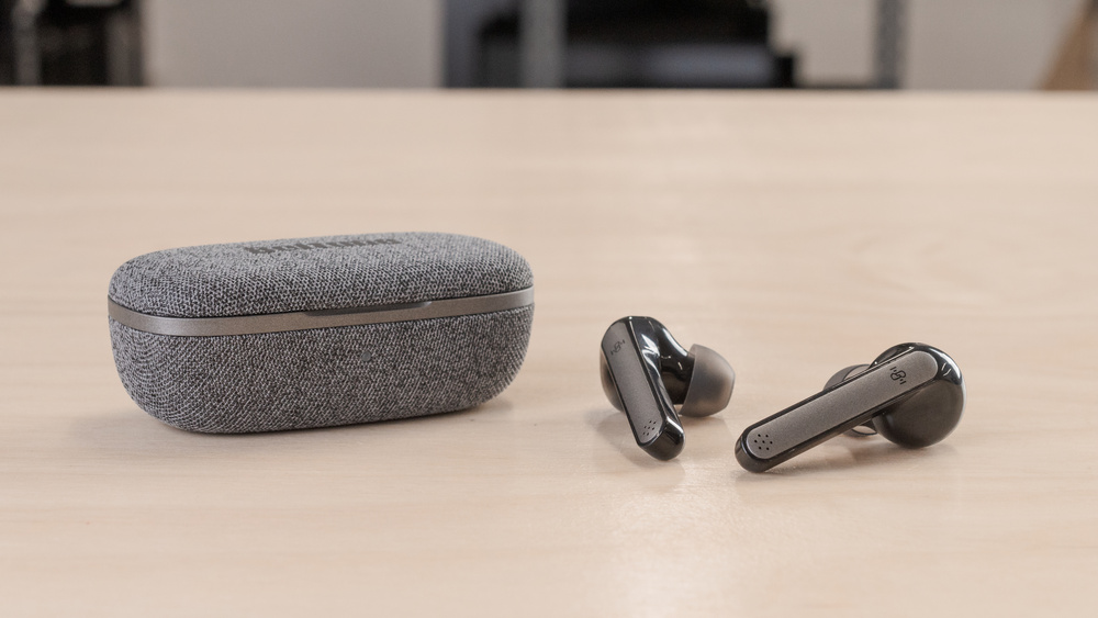 Boltune BT-BH024 Truly Wireless Earbuds
