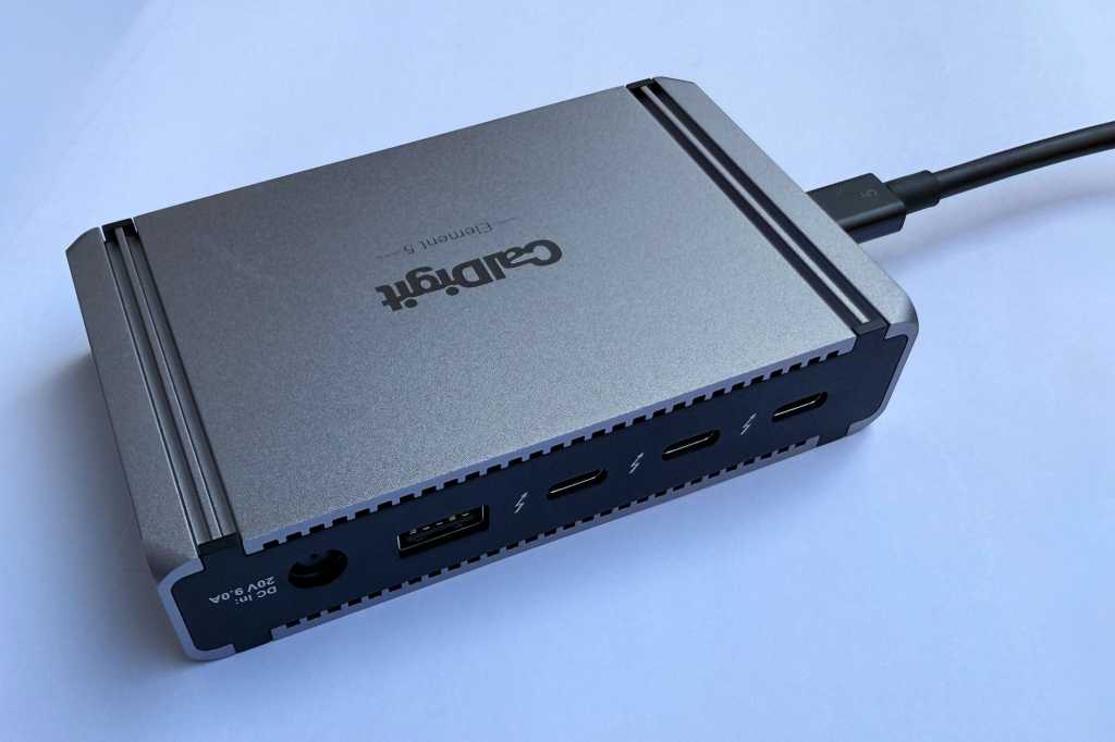 CalDigit Element 5 Hub Thunderbolt 5