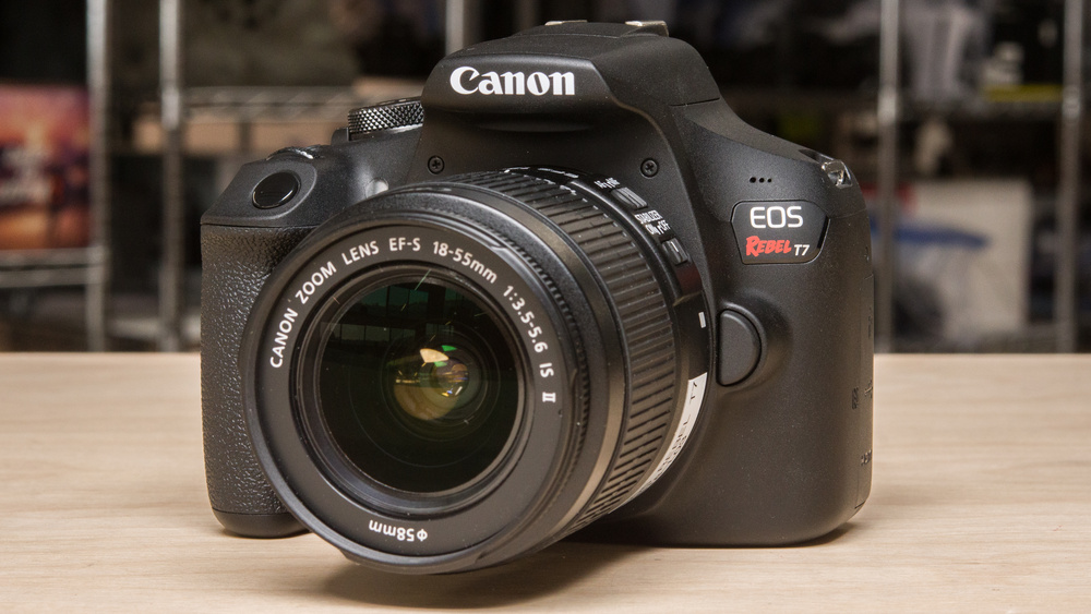 Canon EOS Rebel T7/2000D